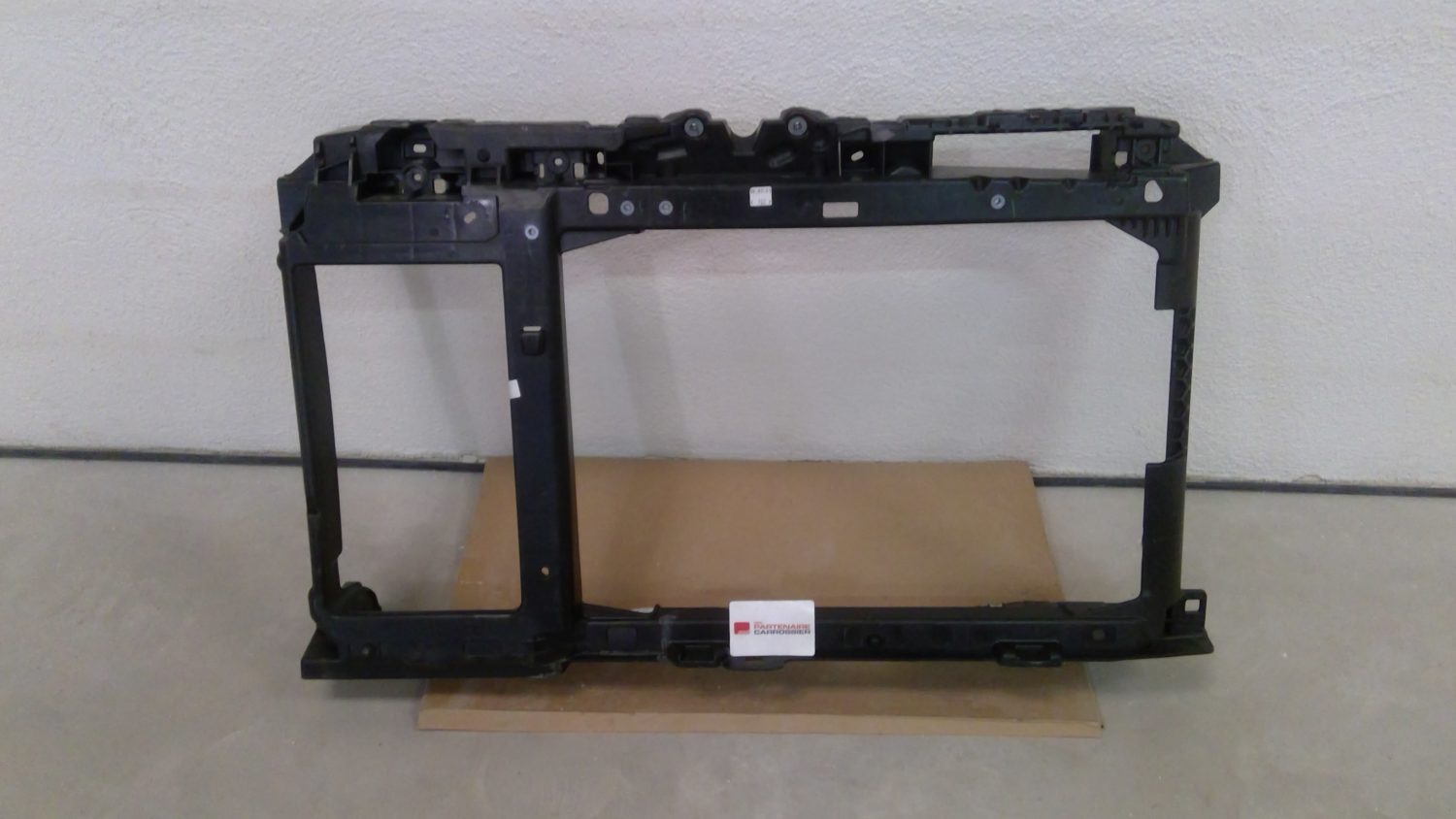 Image principale produit FAÇADE D'ARMATURE AVANT
